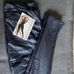 Naked Wardrobe - The Extra Drip Leggings - Black